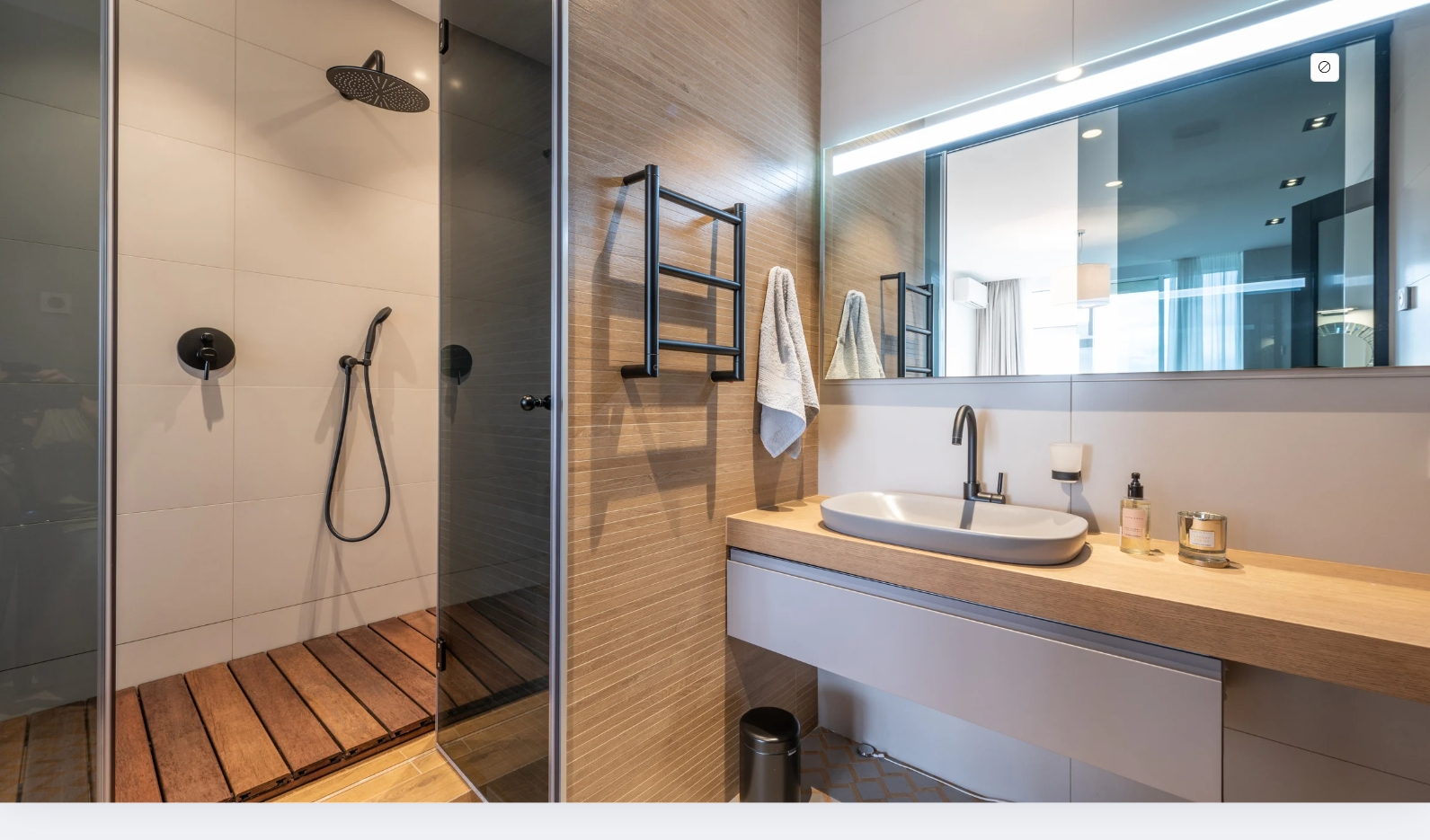 Salle de bain imitation bois