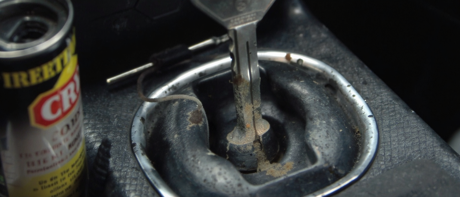 découvrez pourquoi votre clé ne tourne pas dans la serrure de votre voiture et explorez des solutions efficaces pour résoudre ce problème courant. astuces, causes fréquentes et conseils pour éviter l'immobilisation de votre véhicule.